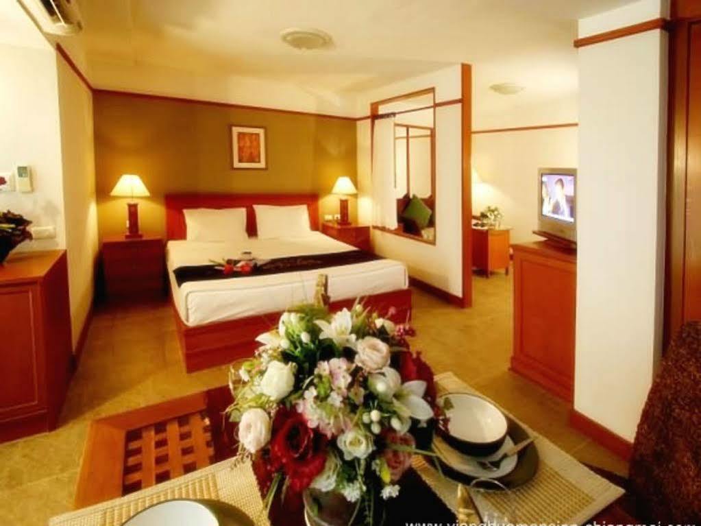 Viangbua Mansion Hotel Чиангмай Екстериор снимка